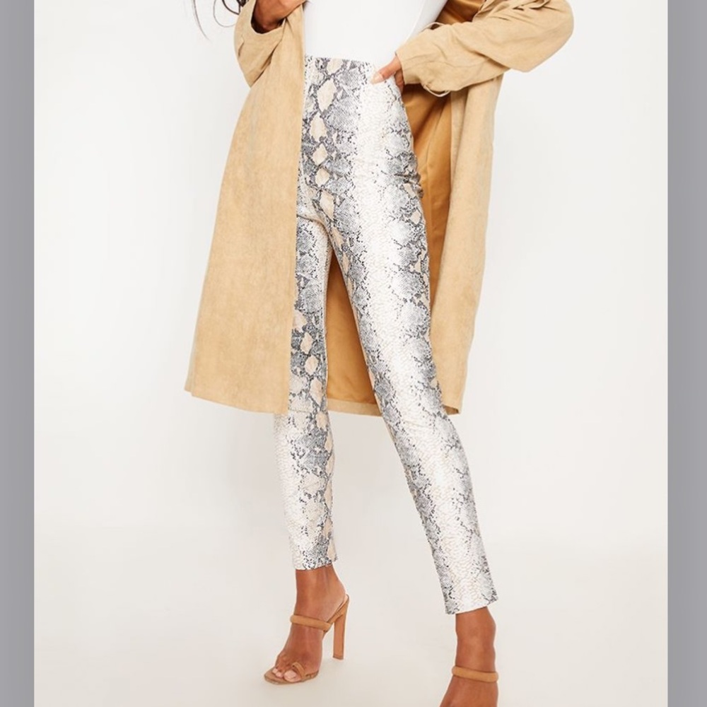 Pretty Little Thing Snakeskin Legging Pants